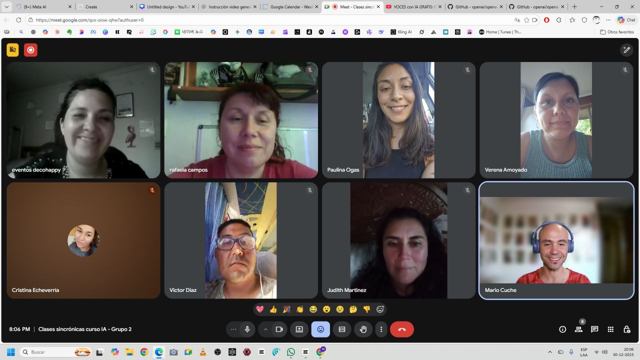Mario Cuche y emprendedores de Panguipulli durante una clase online de Inteligencia Artificial