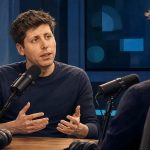 Ilustración editorial de Sam Altman en una entrevista de podcast sobre singularidad de IA